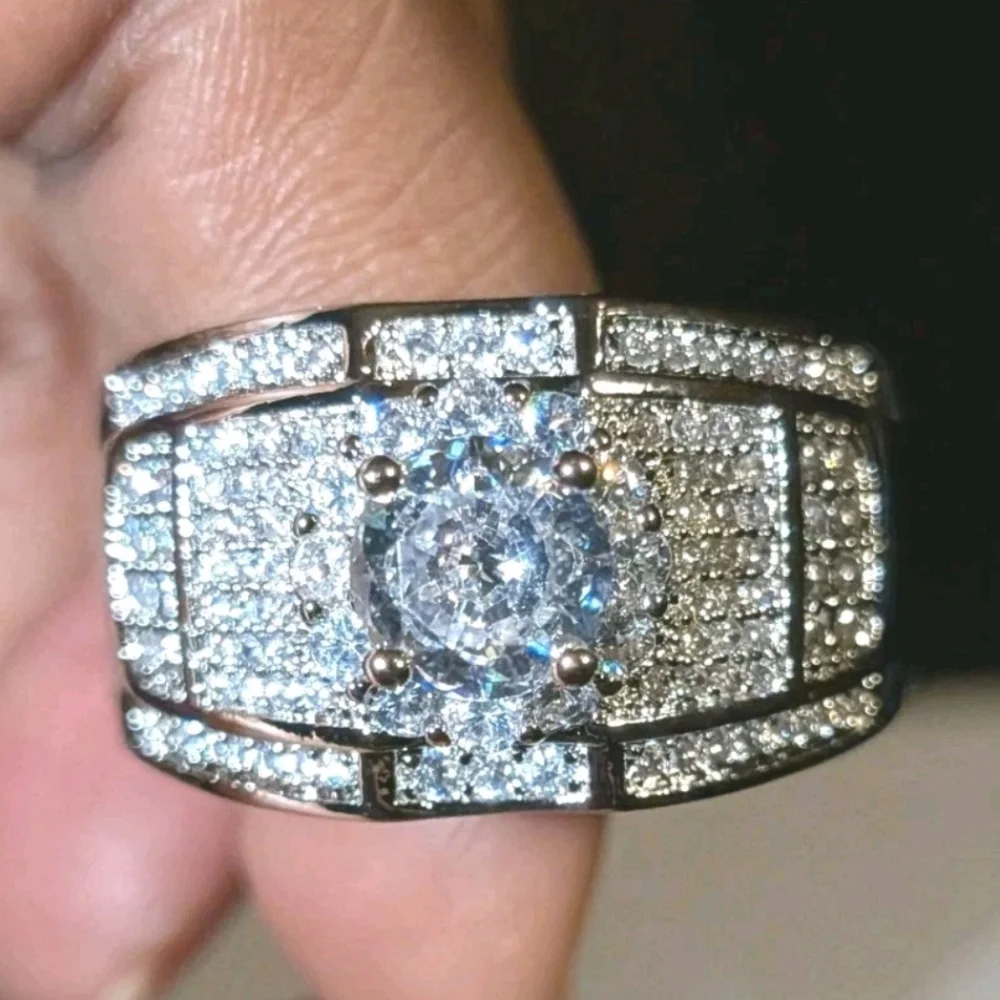Elegant Men's 4 Ct Lab Created Diamond Blinged Out 925 Silver Wedding Band
